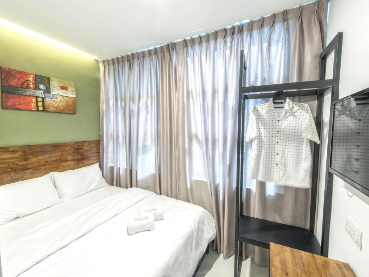 Econtel Queensbay Sungai Dua Bukit Екстер'єр фото